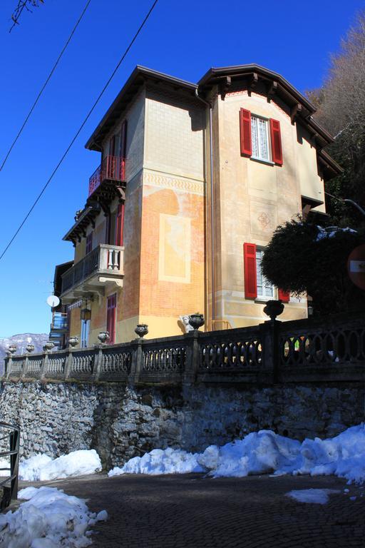 Il Balcone Sul Couette-café 2*