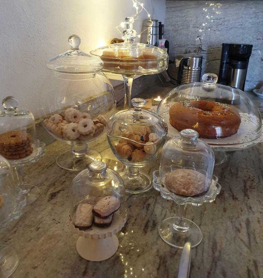 Il Balcone Sul Couette-café 2*