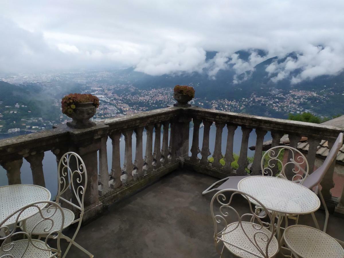 Il Balcone Sul Couette-café 2*